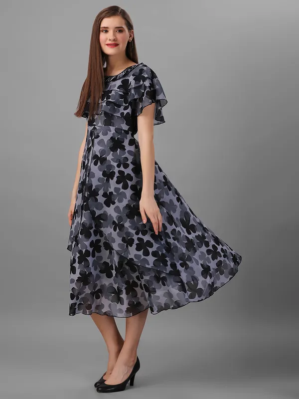 Black_&_Grey_Floral_Georgette_Neckline_Maxi_Dress