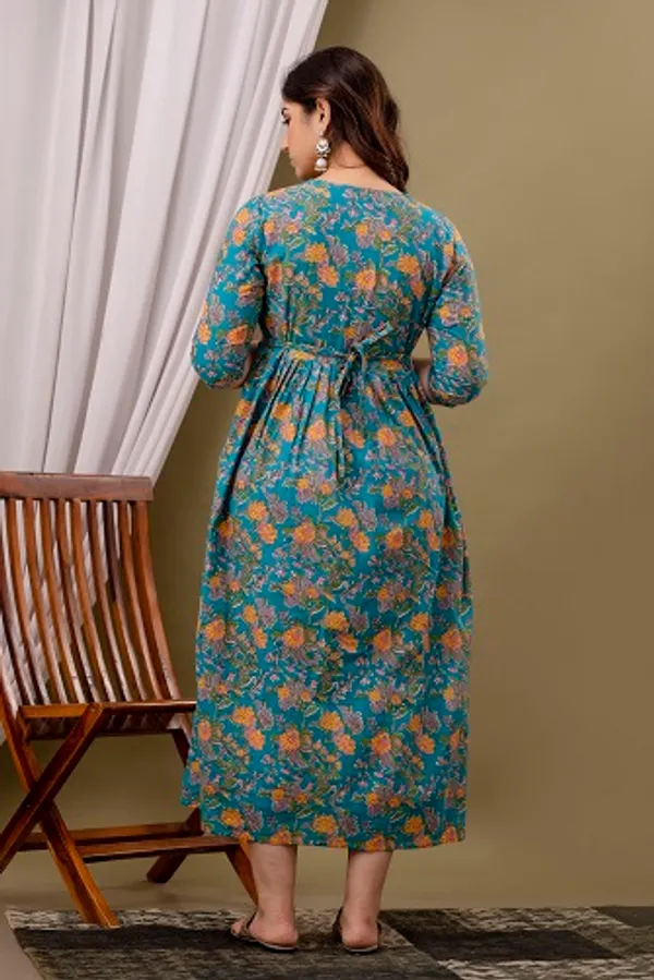 Black_In__Blossom_Cotton_Printed_Maternity_And_Feeding_Kurti_Combo_Of_2
