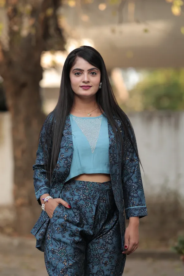 Blue_Long_Printed_Modal_Silk_3/4_Sleeve_Round_Neck_Co-Ords_For_Women