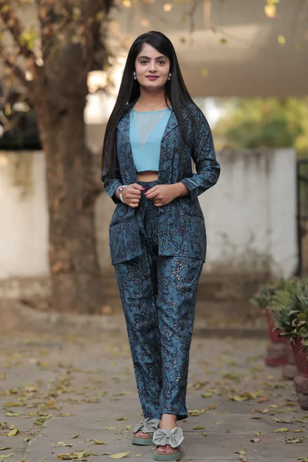 Blue_Long_Printed_Modal_Silk_3/4_Sleeve_Round_Neck_Co-Ords_For_Women
