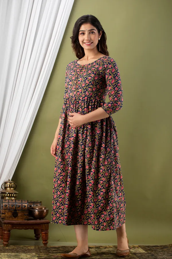 Sanganeri_Blue_Pink_Flower_Maternity_And_Feeding_Gown