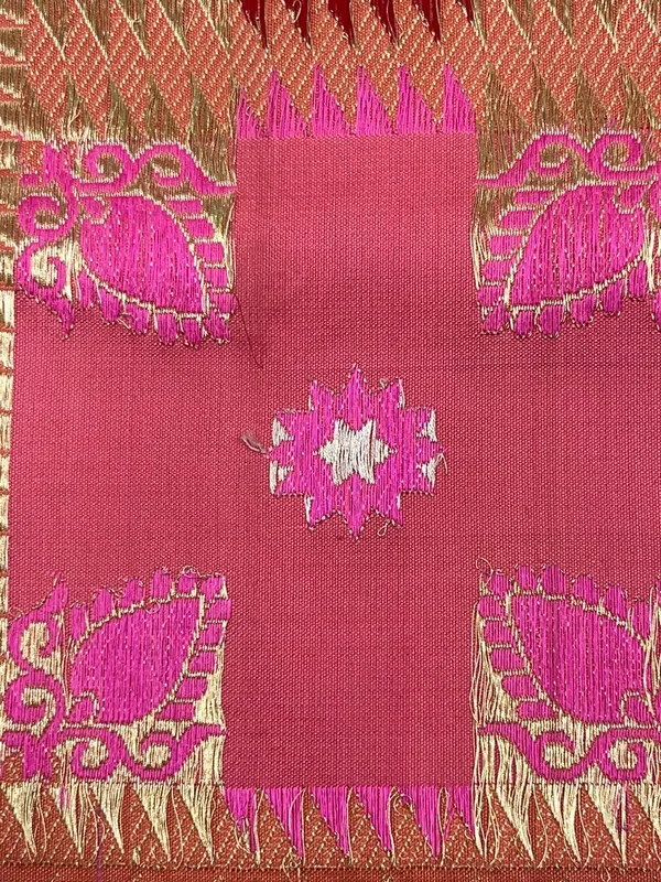 Humairah_Pure_Handwoven_Katan_Silk_Rang_kaat_Golden_Zari_Kadhwa_Mina_Checkered_Golden_Stripe_Zari_with_Kadhwa_Silver_Mina_Anchal_and_Peach_Stripe_Blouse