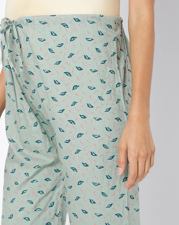 Mint_Green_Feeding_Night_Suits_With_Zippers_(Top_&_Bottom)