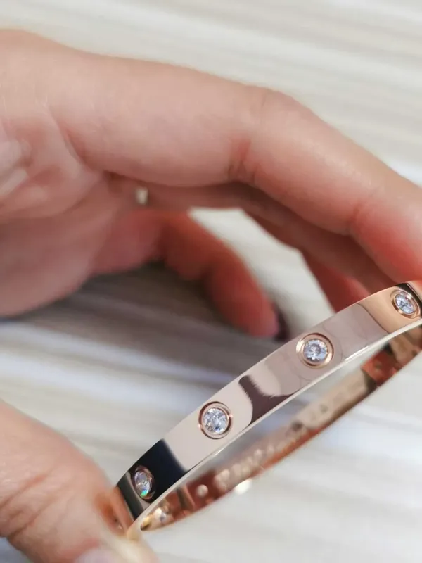 Rosegold_Stone_Stainless_Steel_Bracelet