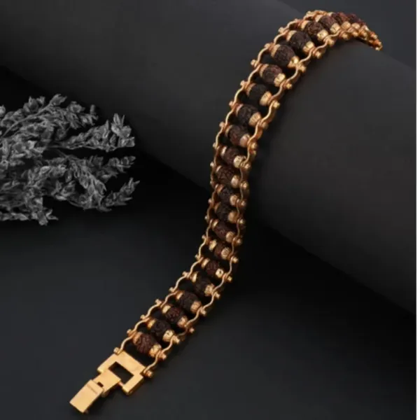 Brass_Rudraksha_Bracelet_For_Men_5_Mukhi_Rudraksha_Beads_Embedded_In_Gold_Plated