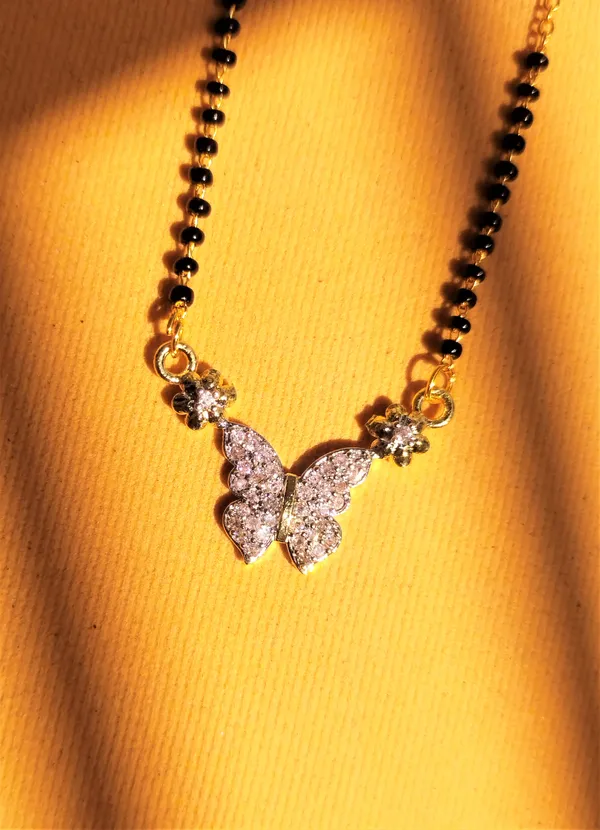 Butterfly_modern_mangalsutra_|__Minimal_Mangalsutra