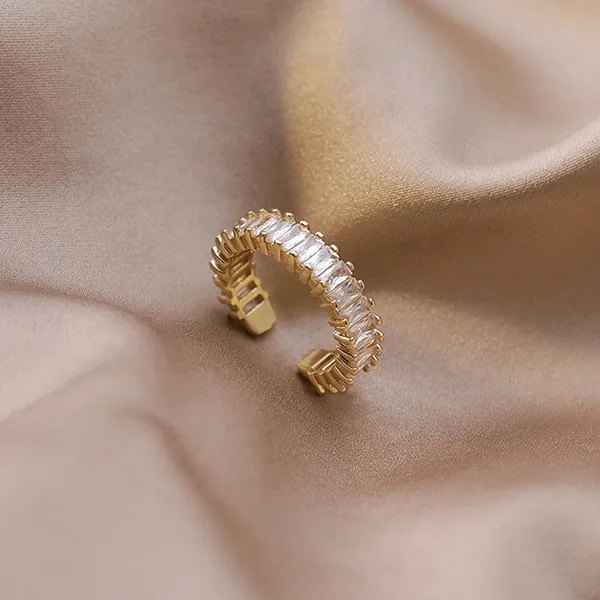 Lana_Eternity_Band_For_Women