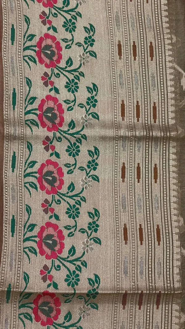 Humairah_Pure_Handloom_Olive_Green_Cotton_Minakari_Zari_Boota_with_Skirt_Minakari_Floral_Zari_Border_and_Pallu_with_Olive_Green_Blouse
