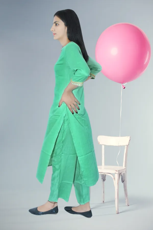 Chokhi_Bandhni_Rayon_Straight_Kurta_With_Palazzo