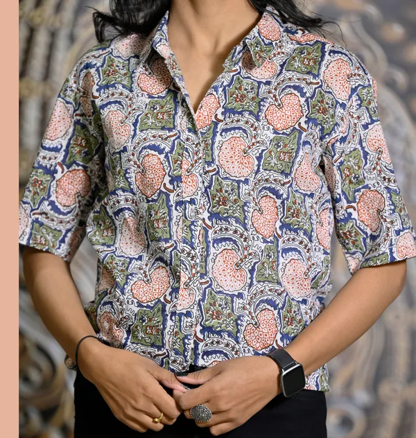 Chokhi_Bandhni_Women's_Rayon_Floral_Printed_Causal_Wear_Regular_Fit_Button_Down_Shirt_Top