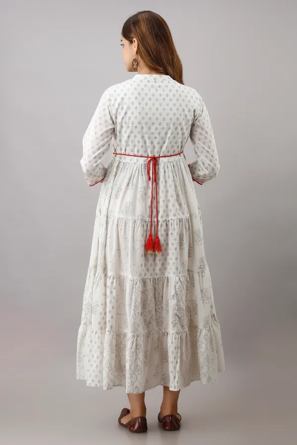 White_Women'S_Cotton_Embroidered_Anarkali_Kurta