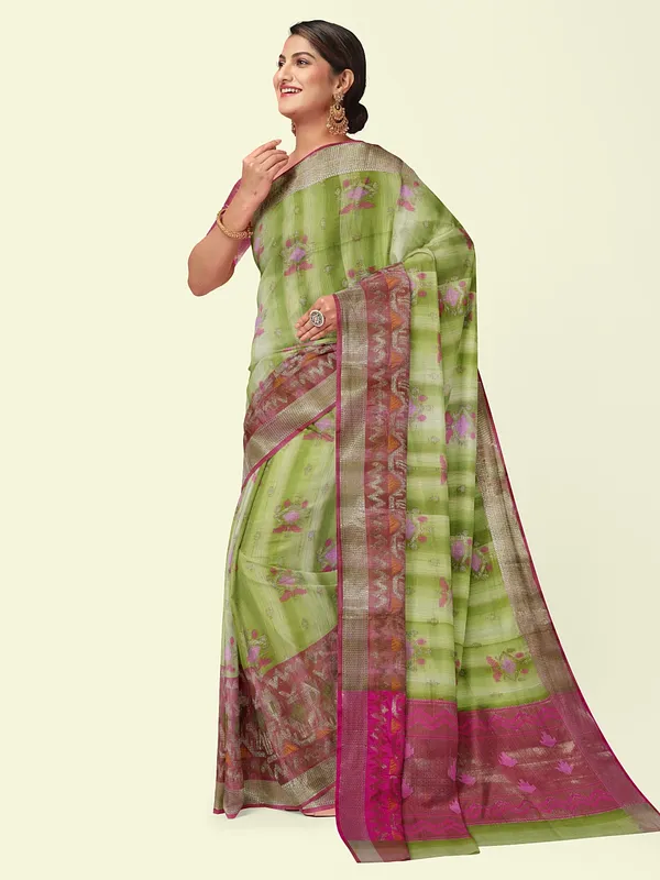 Green_Matka_Silk/Silk_Blend_Banarasi_Sarees_For_Women