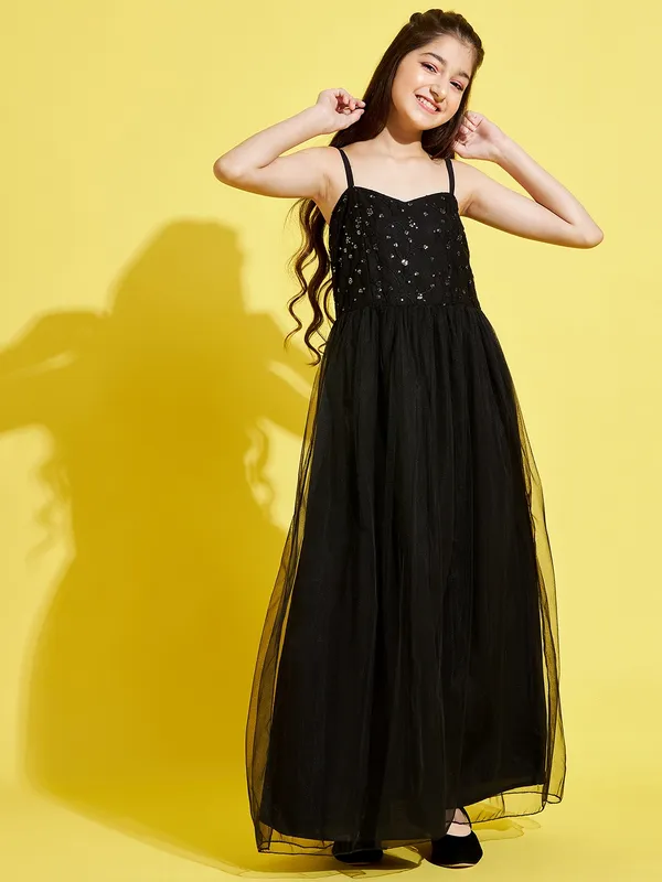 Black__Dress_for_Girl_|_Gown