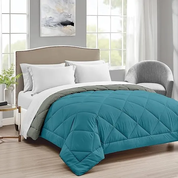 https://d1311wbk6unapo.cloudfront.net/NushopCatalogue/tr:f-webp,w-600,fo-auto/COMS01_1710764723830_g46vglwifzo6trs.jpg__Quilt N Razai 