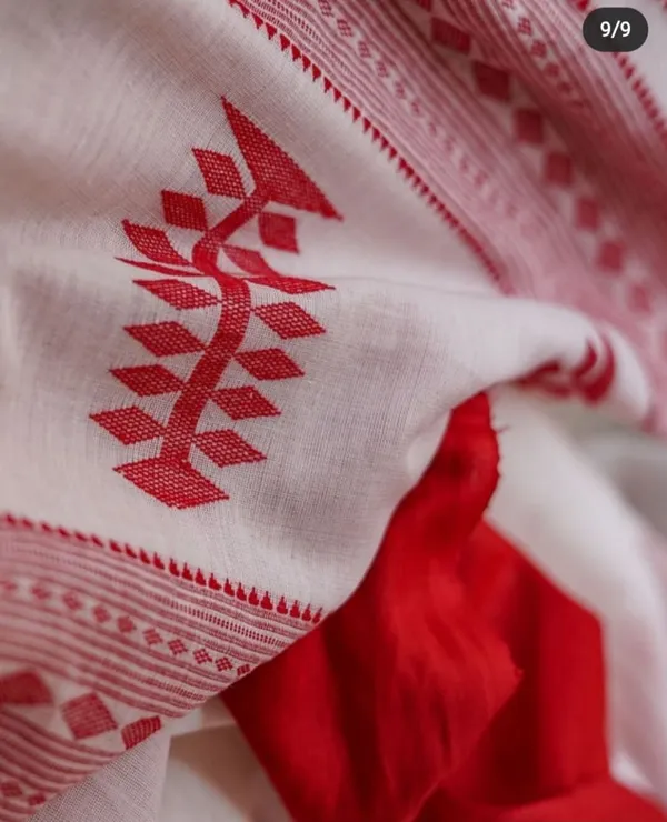 Women's_Kanjivaram_Banarasi_Soft_Cotton_Silk_Zari_Woven_Saree_With_Blouse_Piece_With_Blouse_Piece
