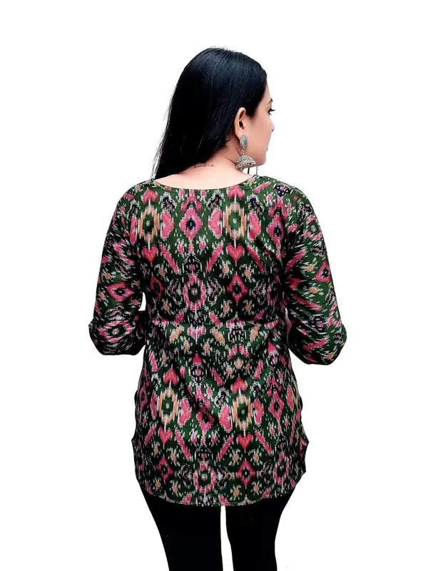 Black_Premium_Cotton_Straight_Short_Kurti_For_Women