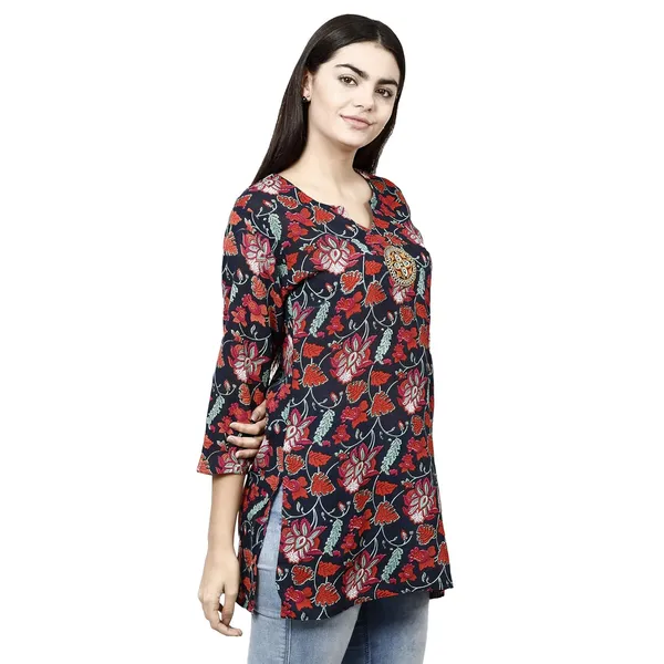 Red_&_Blue_Premium_Rayon_Straight_Kurta_For_Women