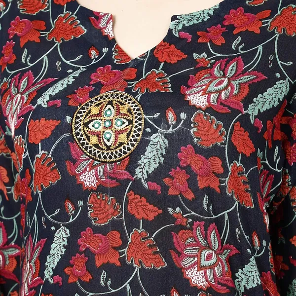Red_&_Blue_Premium_Rayon_Straight_Kurta_For_Women