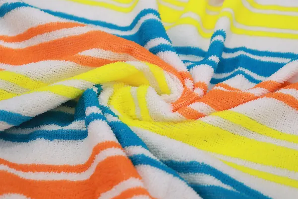 Luxury_Cube_Microfiber_Anti-Bacterial_Large_Size_Bath_Towel_-_200_GSM_|_Super_Soft_and_Super_Absorbent_Bath_Towels_for_Men_&_Women_-_Set_of_1_(140x70_cm)_01