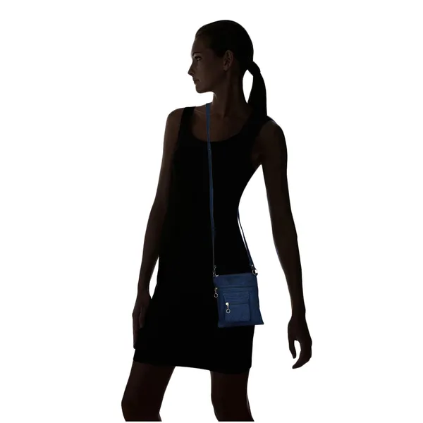 Exotique_Women's_Blue_Clutch