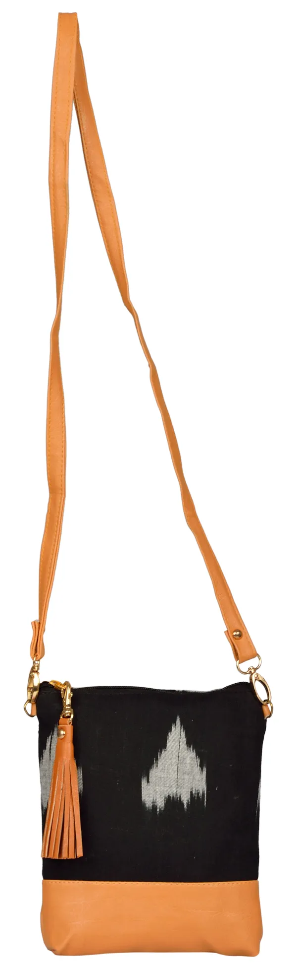 Exotique_Women's_Black_Sling_Bag_(CW00021BK)