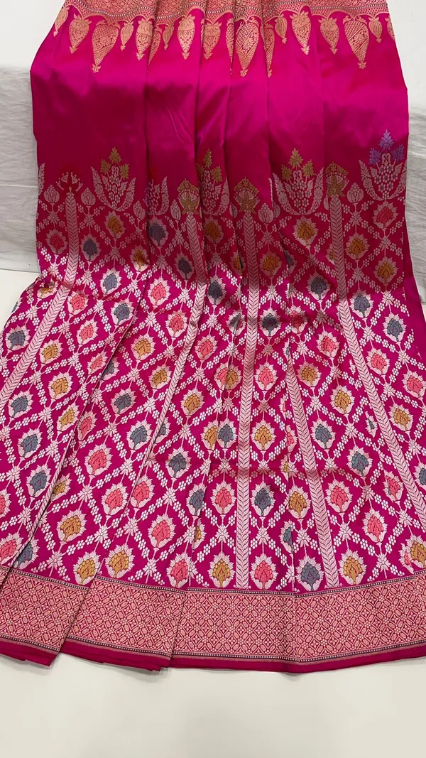 Humairah_Pure_Handloom_Pink_Katan_Silk_Kadhwa_Meenakari_Stripe_Zari_Jaal_with_Kadhwa_Zari_Border_&_Pallu_and_Pink_Stripe_Blouse