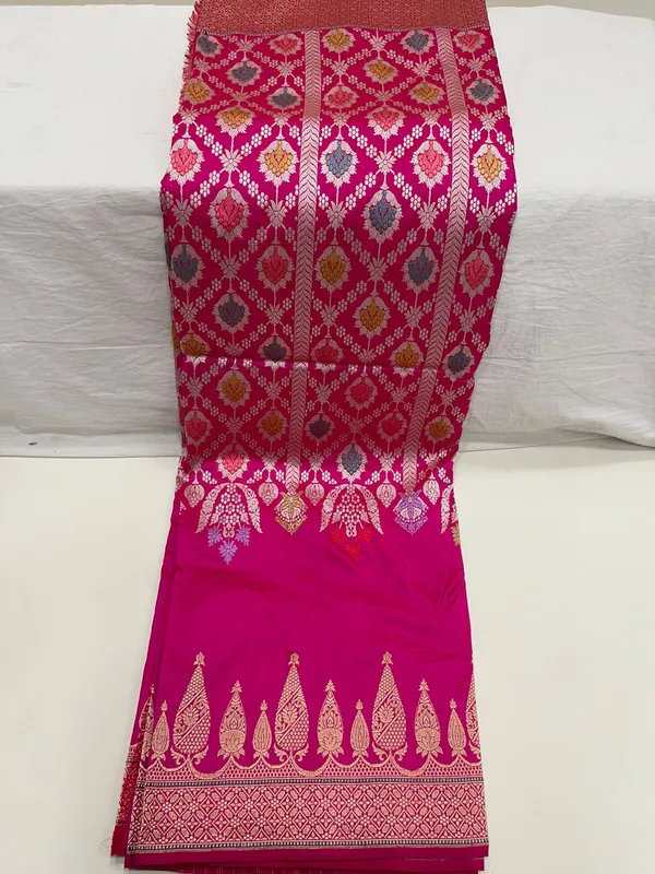 Humairah_Pure_Handloom_Pink_Katan_Silk_Kadhwa_Meenakari_Stripe_Zari_Jaal_with_Kadhwa_Zari_Border_&_Pallu_and_Pink_Stripe_Blouse