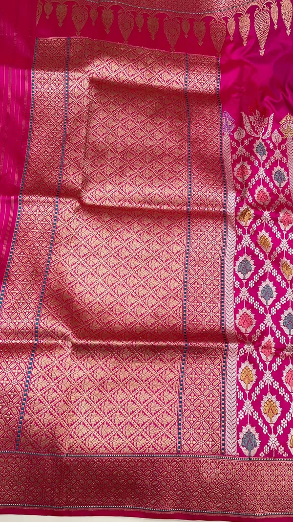 Humairah_Pure_Handloom_Pink_Katan_Silk_Kadhwa_Meenakari_Stripe_Zari_Jaal_with_Kadhwa_Zari_Border_&_Pallu_and_Pink_Stripe_Blouse