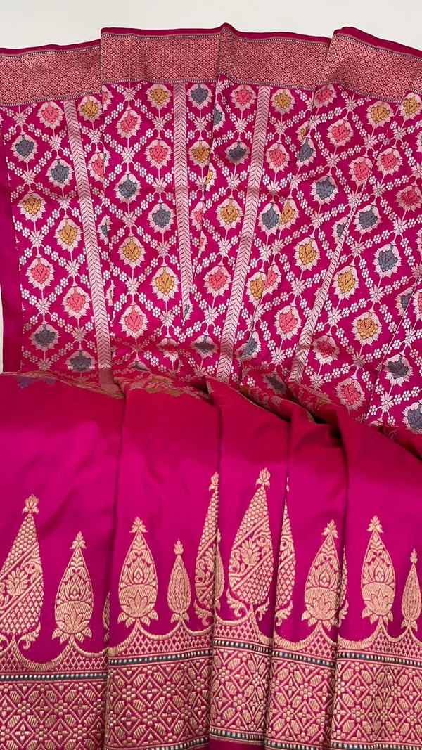 Humairah_Pure_Handloom_Pink_Katan_Silk_Kadhwa_Meenakari_Stripe_Zari_Jaal_with_Kadhwa_Zari_Border_&_Pallu_and_Pink_Stripe_Blouse