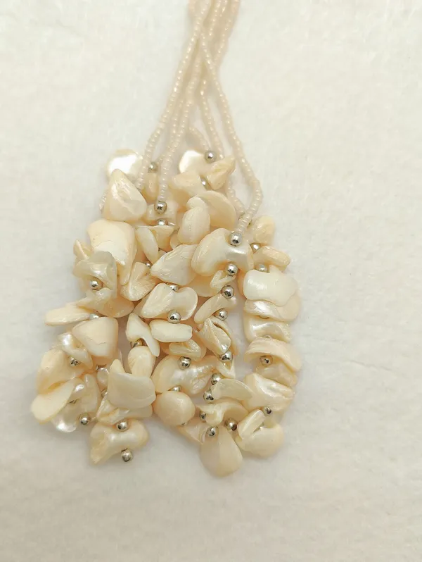 Cream_Fancy_Shell_Necklace_For_Women