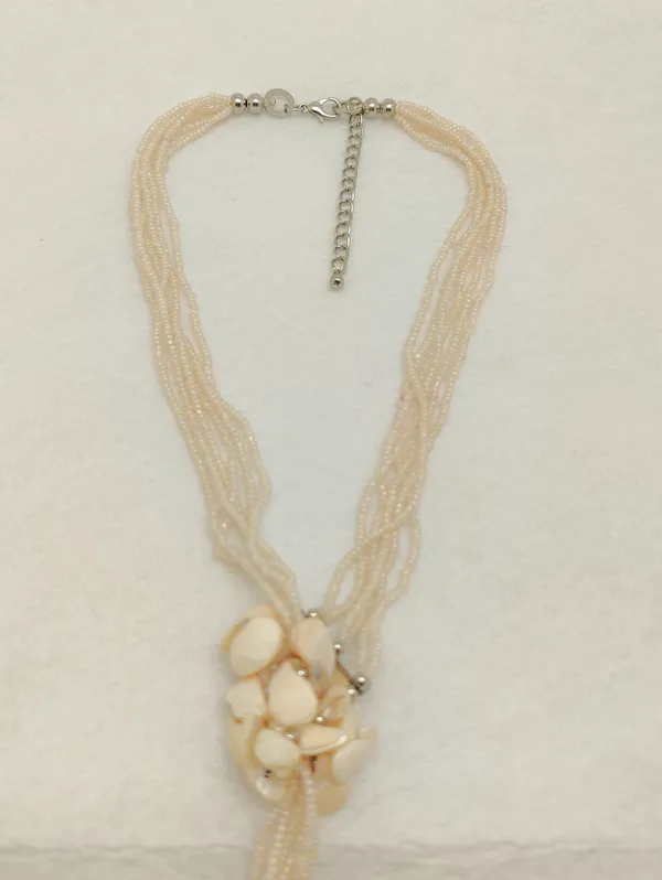 Cream_Fancy_Shell_Necklace_For_Women