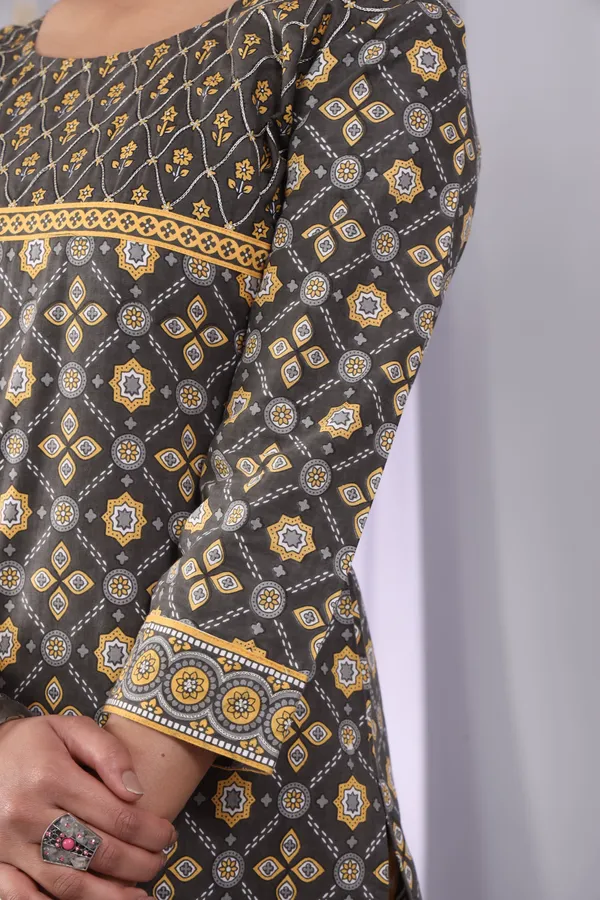 Grey_Pure_Cotton_Printed_Casual_Wear_Kurti_For_women