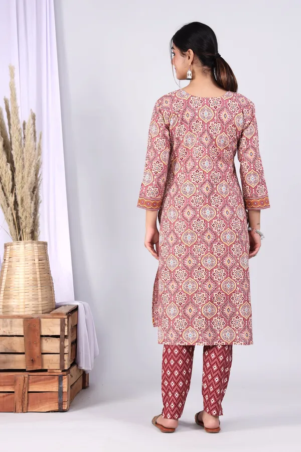 Dark_Peach_Pure_Cotton_Printed_Casual_Wear_Kurti_For_women