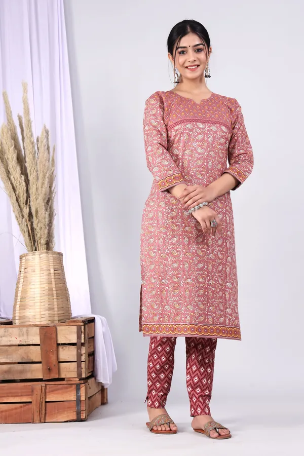 Peach_Pure_Cotton_Printed_Casual_Wear_Kurti_For_women