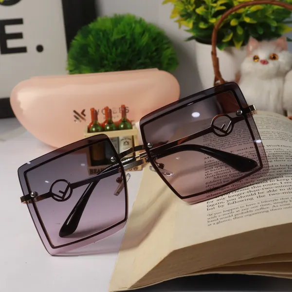 Multicolour_Polycarbonate_Casual_Sunglasses_For_Women_(Buy_1_Get_1_Free)