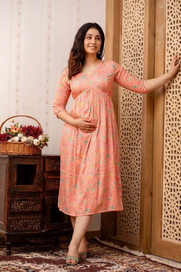 Classic_Peach_Capsule_Printed_Rayon_Maternity_kurti