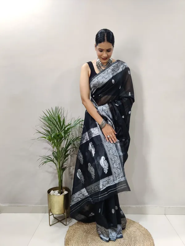 Pink_Aquiliq_Woven_Baluchari_Chanderi_Saree