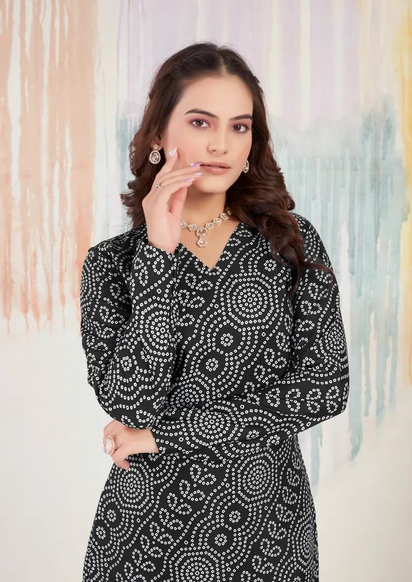 Cotton_Black_Bandhaani_Printed_Kurta_With_Long_Sleeves