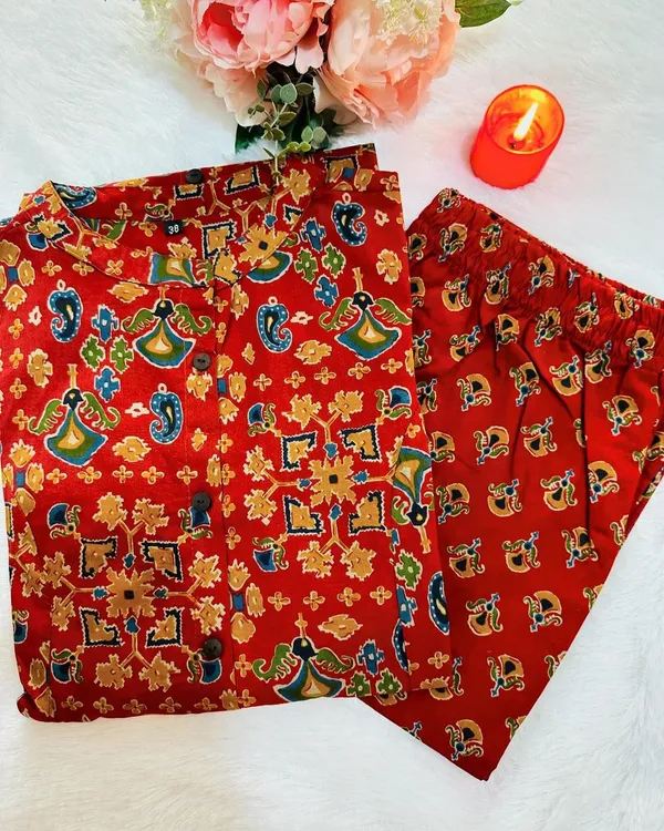 Red_Cotton_Kurta_And_Pant_Co-Ord_Set_For_Women