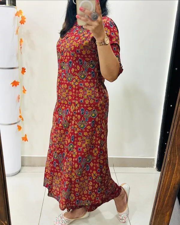 Red_Cotton_Kurta_And_Pant_Co-Ord_Set_For_Women