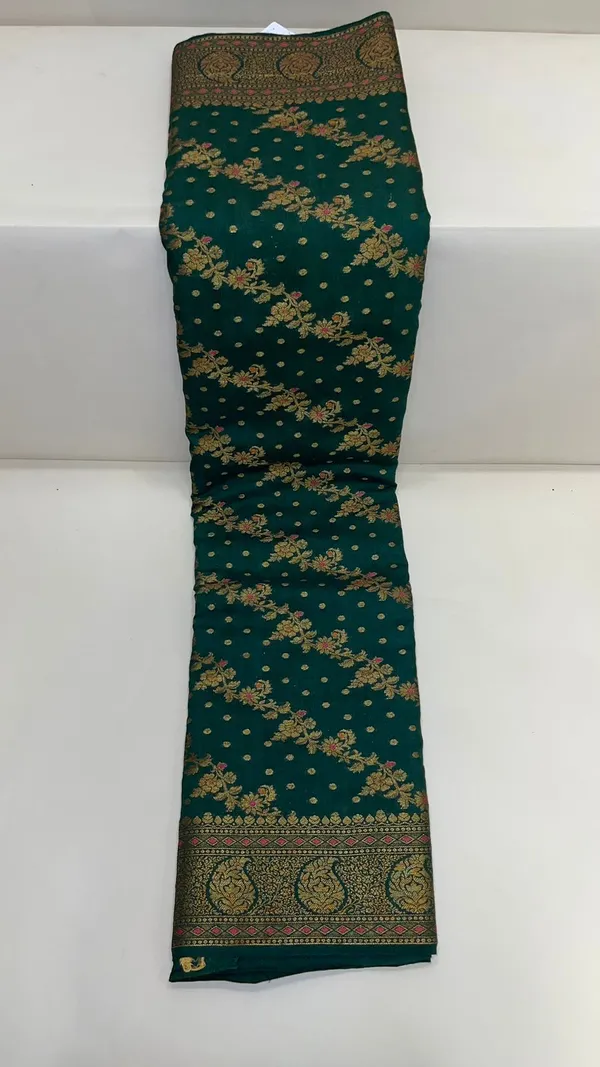Humairah_Pure_Handwoven_Dark_Green_Muga_Silk_Aada_Diagonal_Zari_Mina_Jaal_Chunri_Booti_Paisley_Anchal_Minakari_Zari_Paisley_Border_Banarasi_Saree_with_Dark_Green_Blouse_piece