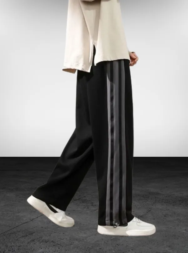 https://d1311wbk6unapo.cloudfront.net/NushopCatalogue/tr:f-webp,w-600,fo-auto/Culish_Mens_Track_Pant_0ED03482K1_2024-07-20_1.png__Culish Sports