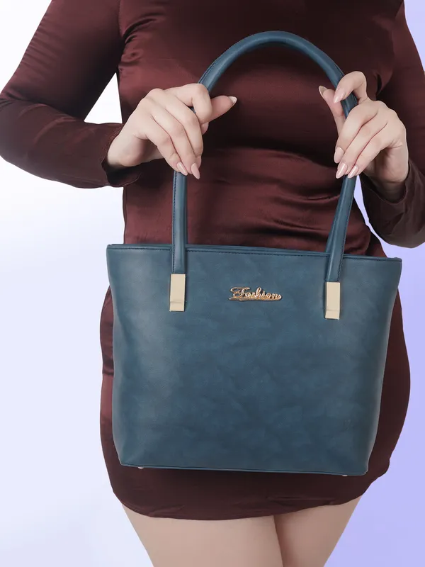 Fargo Bags New dressberry collection Buy New dressberry collection from fargobags.in online at best prices