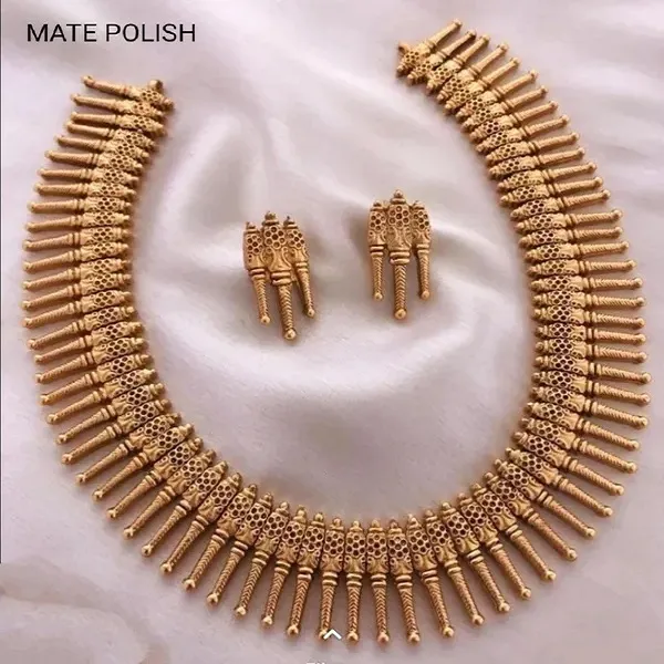 Delicate_Gold_Plated_Copeer_Jewellery_Set