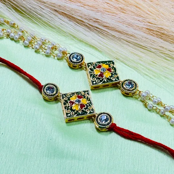 Dhivara_Designer_Bhaiya_Bhabhi_Rakhi_With_Roli_Chawal