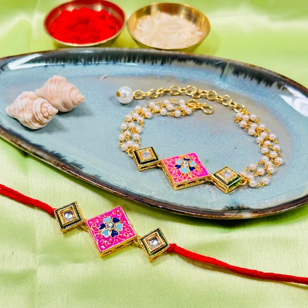 Dhivara_Designer_Bhaiya_Bhabhi_Rakhi_With_Roli_Chawal
