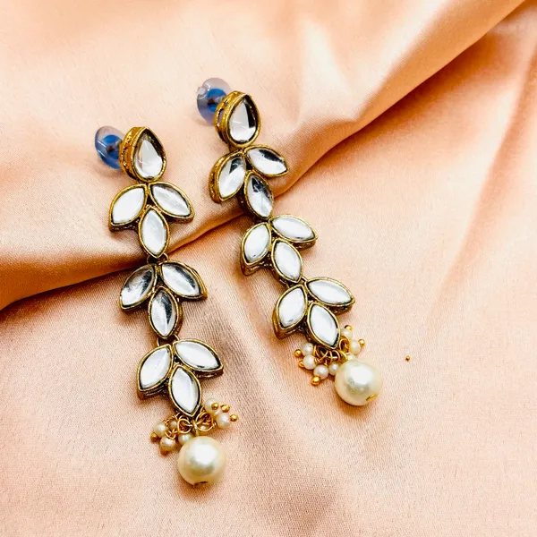 Stuning_Kundan_Long_Earring