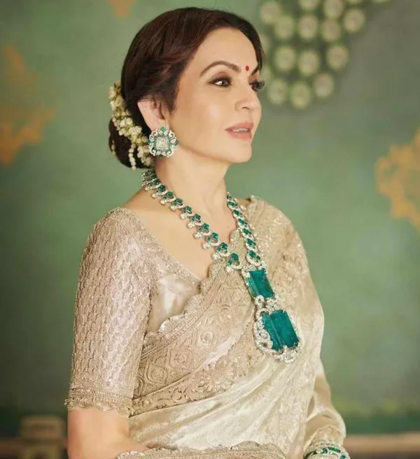 Emerald_American_Diamond_Long_Necklace