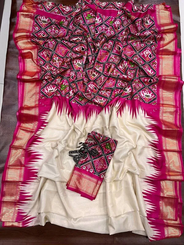 Elegant_Printed_Dola_Silk_Viscose_Saree_With_Blouse