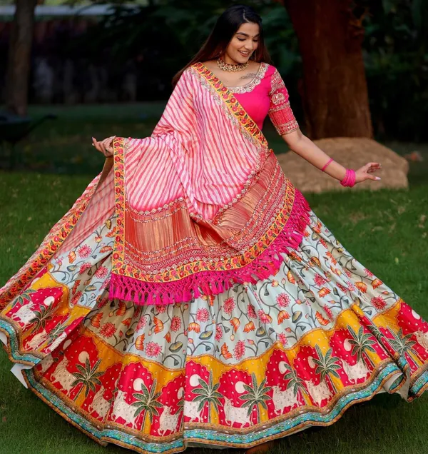 Sky_Pink_Lehenga_Choli_With_Mirror_Work_And_Attached_Pink_Dupatta